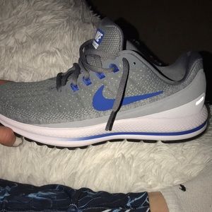 Nike air zoom vamero size 8.5